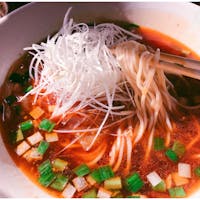 勝浦タンタンメン ラグタイム
オーシャンビューのお洒落なレストランで頂けます
辛くて美味しかった