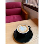 熊本 上通
Gluck Coffee Spot

上通の裏通りにあるコーヒー&ケーキショップに2年半ぶりの訪問。
ココは静かに本を読むのに適していると個人的に思う。