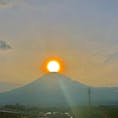 静岡だから毎日に見れる幸せ
御殿場アウトレットは買い物しながら天気がいいと綺麗な富士山が見れる🗻
#富士山
#ダイヤモンド富士