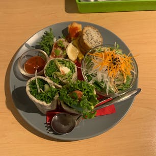 白ごまと黒ごま
ほぼすべてにごま使われてる✨
#202105 #s岐阜