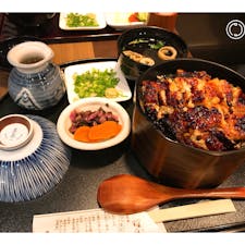 名古屋　ひつまぶし稲生
量も多いですが、ペロリです。
鰻も美味しいけど、出し汁入れて食べるのも美味しい。