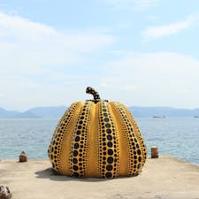 香川県 直島

島中にアートが散りばめられてます。