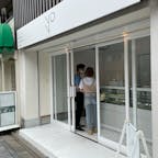 韓国マカロン専門店 ノンカロン 
着色料不使用の白い韓国マカロンです。
テイクアウトの店舗が新しくできていました。