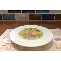 なんと、グルテンフリーの玄米パスタがいただける「ファンケルブラウンミールズ」。言われなければ小麦粉を使ってないだなんて気づかない!美味しい。
#東京 #東京ランチ