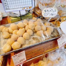 りくろーおじさんの店 彩都の森店
もちっこきなこ。レジで更にきな粉追加してくれます。