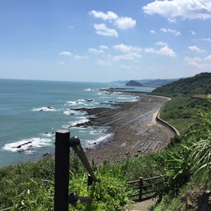 堀切峠

宮崎県
 
下まで降りることもできて、
絶景ポイントの一つ。