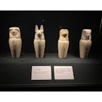 エジプト展
京都市京セラ美術館　

《タバケトエンタアシュケトのカノポス容器》　第3中間期・第22王朝、タケロト2世治世、前841～前816年頃
古代エジプト人は、魂は死後身体と関連してのみ生き続けることができると信じていたため、身体の保存を確実にするミイラ化を行い、臓器をこのカノポス容器に納めました。

カノポス容器は、姿の異なるホルス神の4人の息子たちの守護下にあり、それぞれ特定の臓器を守護しました。

#サント船長の写真　#エジプト展