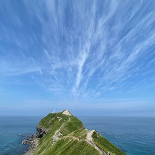 積丹半島　神威岬

海と空と雲と緑、全てが美しい✨