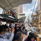 祇園祭り　山鉾の組み立て
長刀鉾　　(二日目)
矢張り鉾立ち上げには日曜日なので、大勢の人が来ました、
私は鉾の組み立てを見るのは随分と見て居ません。

#サント船長の写真　#祇園祭り　#京都