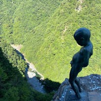 ここまで来るのに道が細くて大変です。