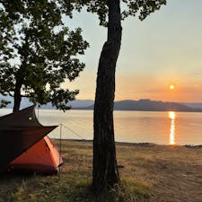 北海道・屈斜路湖の砂湯キャンプ場です。夕暮れが最高に美しかった…(*´∀｀*)