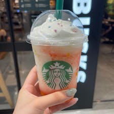 📍STARBUCKS COFFEE / ルミネ大宮 LUMINE1店
#11 埼玉 多彩玉ストロベリー&シトラスフラペチーノ

2021.07.23