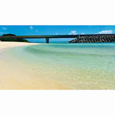 伊良部島。伊良部大橋渡ってすぐの長山の浜
#長山の浜 #伊良部島 #伊良部大橋