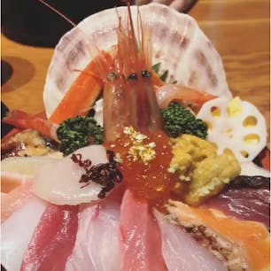 📍金沢・近江一番 / 石川県 ②
金沢で有名な噂の海鮮丼食べてきました！ ボリューム満点💯💮