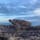 白浜　三段壁
サドンロック

　和歌山県白浜町の観光施設「三段壁洞窟」は、名勝・三段壁で台風襲来後に現れた岩の名前が「サドンロック」に決まったと発表した。

#サント船長の写真　#サドンロック　#和歌山県