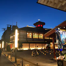 道後温泉別館。
飛鳥乃温泉。