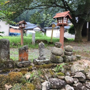 細川ガラシャゆかりの里
明智神社
明智光秀の家臣達の墓か？
NHKの大河ドラマ「麒麟が来る」で此の地は一躍有名になる。

#サント船長の写真　#細川ガラシャ