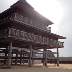 吉野ヶ里遺跡

佐賀県

佐賀に行った時思いついたのはこの場所。
探検してみると新たな発見があったり。