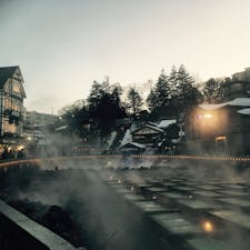 湯畑。極楽って、草津温泉の事じゃないのかな