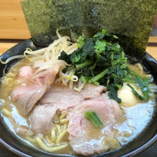 甲府に新しくできた横浜家系ラーメン、そだし