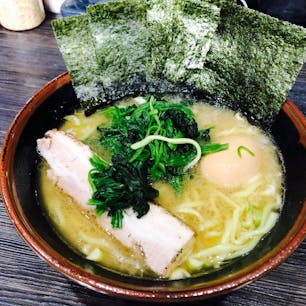 横浜家系、はねだ家うまい！