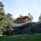 New York / Manhattan
Umpire Rock in Central Park
ニューヨークのマンハッタンは島全体がパワースポットであると言われていますが、特に、セントラルパーク内にある隆起した岩は「アンパイアロック」と呼ばれており、氷河時代からのむき出しの岩で、強いエネルギーが放たれているパワースポットとして有名です。
#newyork #manhattan #centralpark
