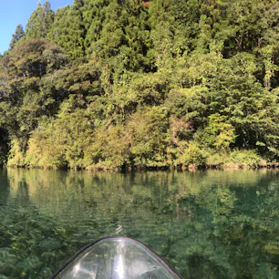 高知県
仁淀川にて

♯仁淀ブルー
♯カヌー