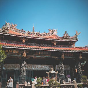 台湾・台北
龍山寺
台湾で最も古いお寺
しっかりお祈りしました