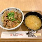 北海道：新千歳空港

ジンギスカン丼✨