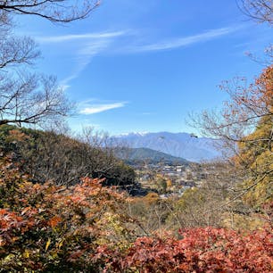 高遠城址公園こら西駒ヶ岳を望む