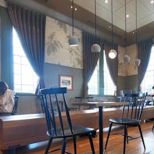 '21.11.04
愛媛・道後温泉駅のスタバ内装