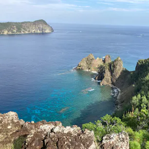 小笠原　父島　長崎展望台
憧れていた小笠原に来ています。船で24時間。上陸にはPCR検査もしなくてはならない､､､ハードル高い場所ですね。