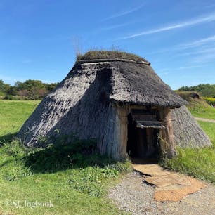 ▶︎青森県 青森市
世界遺産 三内丸山遺跡
竪穴式住居の復元