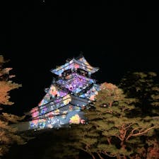 高知城は現在プロジェクションマッピングを開催しています。
幻想的でした。