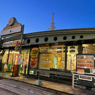 ラッキーピエロ マリーナ末広店
チャイニーズチキンバーガーで決まり。