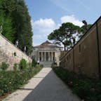 ヴィチェンツァ
ラ・ロトンダ荘と呼ばれるパッラーディオの有名な建築