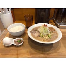 昨日の続き
極鶏さんの
卵かけご飯と鶏だくらーめん
🤤🤤🤤🤤🤤
あ〜堪らん
😎😎😎😎😎