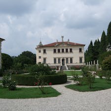 ヴィチェンツァ　ヴァルマラーナ・アイ・ナーニ邸