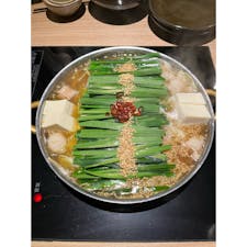 一藤

福岡にあるもつ鍋🍲のお店

もつは少し小さめ。食べやすい1口サイズ🍴( ¨̮  )💬💕

ごぼうが効いてて美味しかった😋

#福岡#天神#福岡グルメ#天神グルメ