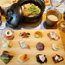 漬け野菜 isoism
食べて美味しい目にも楽しい😋
人気のため予約した方がいいです。