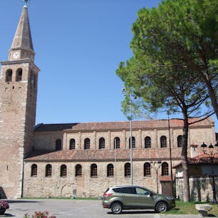 グラードの聖エウフェミア聖堂
アクィレイアの近くにあるヴェネツィアに似た潟の街