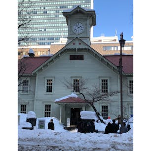 札幌時計台

雪まつりを見に来たのに、中止とは？