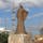 高山右近像　マニラパコ駅前

高山右近はマニラでスペインの総督フアン・デ・シルバらから大歓迎を受けましたが、日本からの長旅やなれないマニラでの気候の為か、翌1615年1月8日に病死しています。

その高山右近の銅像がマニラ市のパコにあります。

#サント船長の写真 #高山右近像　#銅像