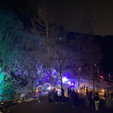 カップルは並ぶわよねー😆