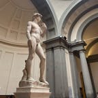イタリア🇮🇹
フィレンツェ、ダヴィデ像
10代最後の大冒険。一人旅inイタリア！
想像以上の大きさでびっくりしました。