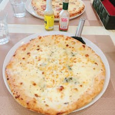 平和大通り近くのパスタ＆ピザ屋さん！
ピザ1個でボリュームたっぷり🍕