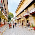 イントラムロス（Intramuros）/マニラ/フィリピン

スペイン当地の名残を留める、マニラ旧市街『イントラムロス』。イントラムロスとは『壁の中の市』という意味で、1571年にパシグ川の近くに4.5キロもの城壁が築かれ、その中に政府が置かれたのが始まりだそう。まるでタイムスリップしたかのような街並み✨