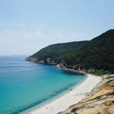 祈りの島、野崎島

潜伏キリシタンが築いたかつての集落や野首教会などが現存する無人島です。

(アップダウンが多く、トレッキング装備、食事・水の準備が必要です)