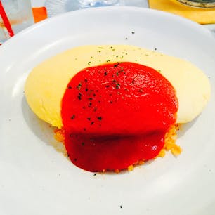 シナモン食堂☺︎︎💓
ふわふわとろとろ
オムライス✨
予約必要かも～大人気