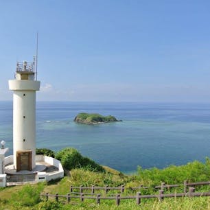 沖縄県石垣島 平久保崎
石垣島の最北東部、右手には太平洋、左手には東シナ海の絶景が広がります✨